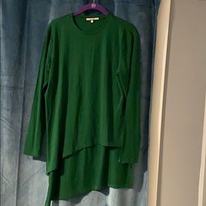 High low green top